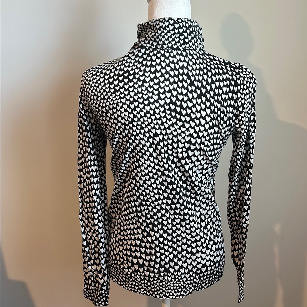 J. Crew Black and White Heart Print Women's Top - Picture 3 of 4